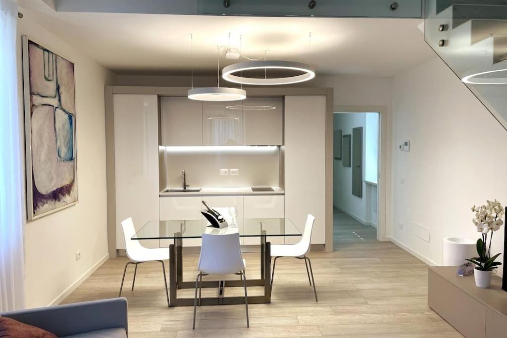 Queen Verona Luxury Apartment Экстерьер фото